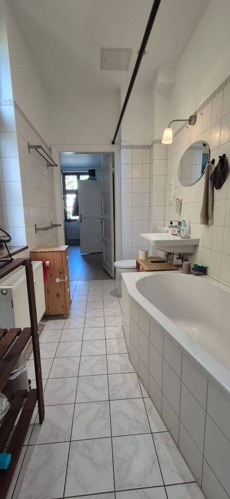 Hochparterre 3-Zimmer-Wohnung in der Mozartstraße mit Einbauküche und Badewanne