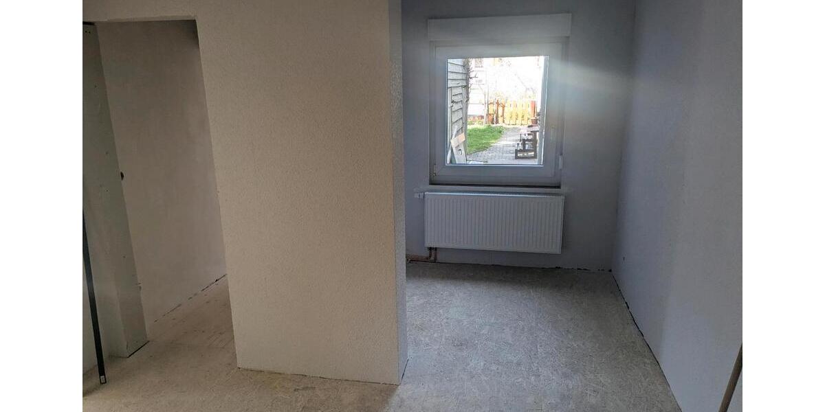 Erdgeschoßwohnung Gotha - 4 Zimmer, 100 m&sup2;, 950&euro; | Angebot:26361225