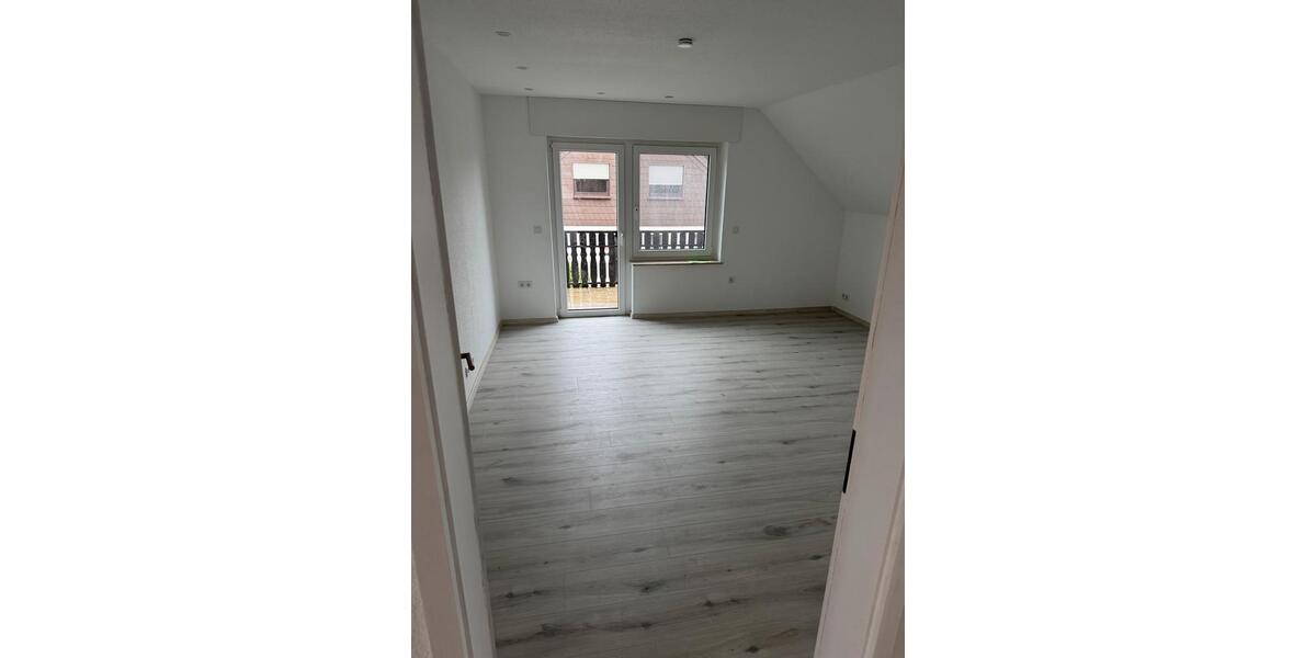 Dachgeschoßwohnung Werl - 3 Zimmer, 90 m&sup2;, 900&euro; | Angebot:26321195