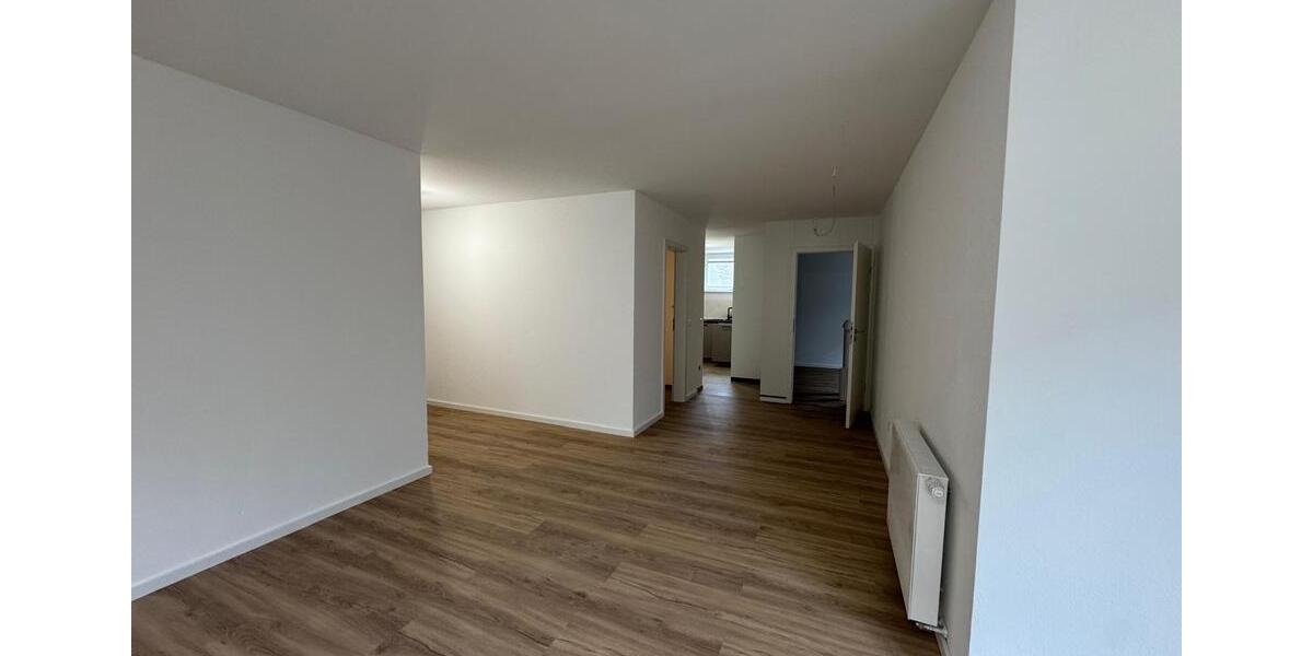 Etagenwohnung Hambrücken - 3 Zimmer, 104 m&sup2;, 1.200&euro; | Angebot:26022407