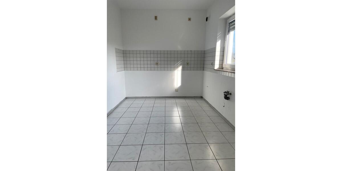 Etagenwohnung Gladenbach - 4 Zimmer, 84 m&sup2;, 800&euro; | Angebot:26521812