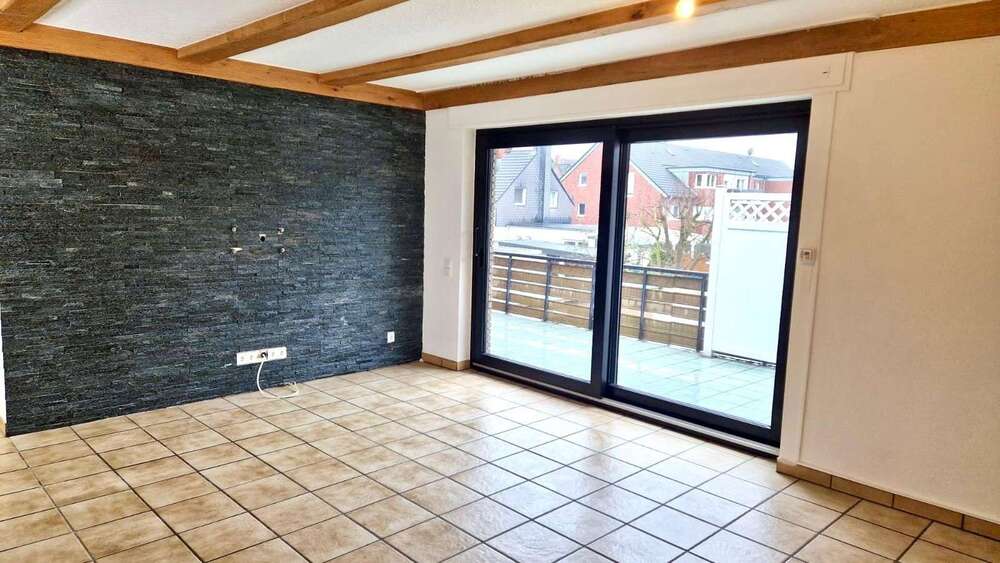 Einfamilienhaus Bottrop Ebel - 8 Zimmer, 188 m&sup2;, 1.800&euro; | Angebot:24790503