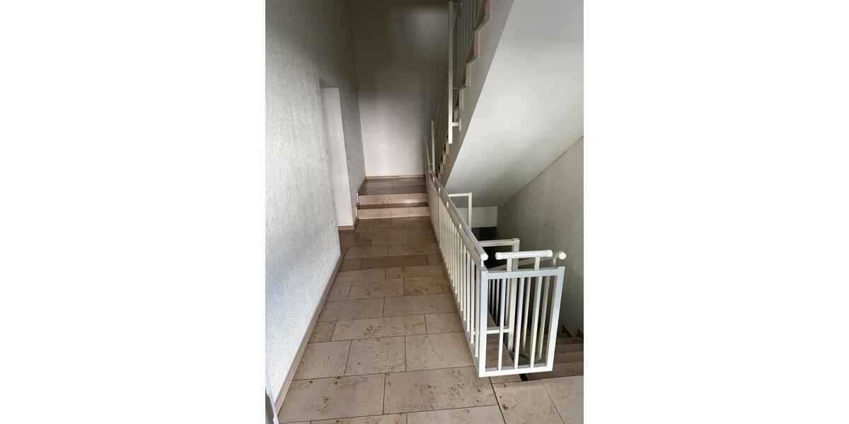 Etagenwohnung Solingen Aufderhöhe - 2 Zimmer, 72 m&sup2;, 880&euro; | Angebot:26644897