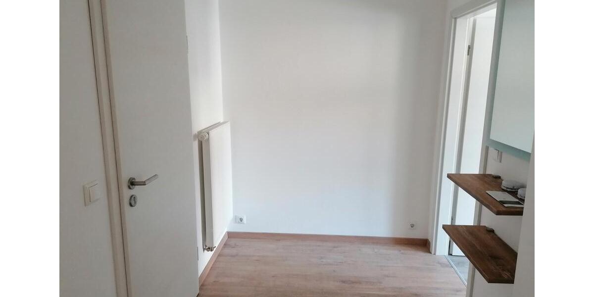 Dachgeschoßwohnung Sonneberg - 2 Zimmer, 62 m&sup2;, 590&euro; | Angebot:25976122