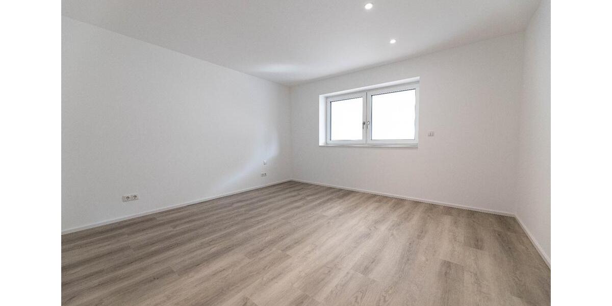 Erdgeschoßwohnung Ludwigshafen am Rhein Ludwigshafen-Oggersheim - 2.5 Zimmer, 112 m&sup2;, 1.600&euro; | Angebot:24662981