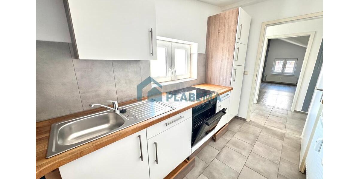 Dachgeschoßwohnung Schwerin - 3 Zimmer, 65 m&sup2;, 820&euro; | Angebot:25710738