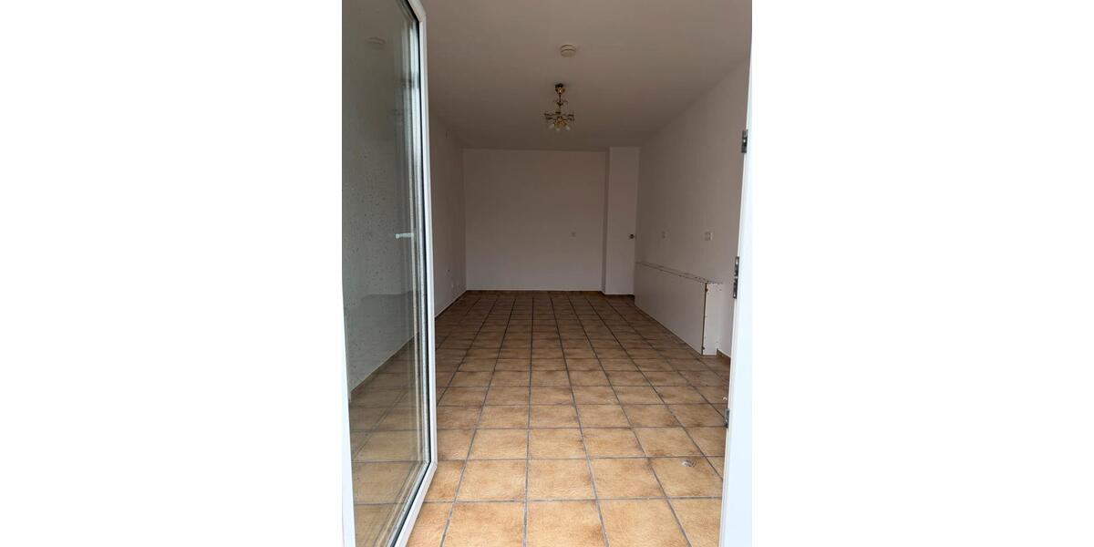 Etagenwohnung Versmold - 5 Zimmer, 140 m&sup2;, 1.600&euro; | Angebot:25944901