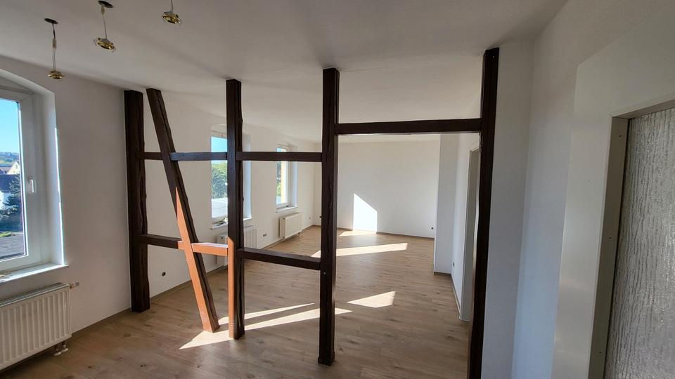 Etagenwohnung Zeitz - 3 Zimmer, 88 m&sup2;, 490&euro; | Angebot:25974882