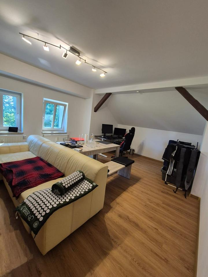 ruhige, helle 2-Zimmer-Wohnung in Zwiesel