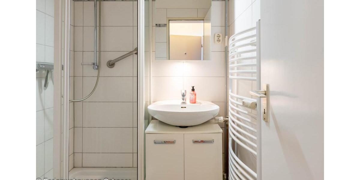 Wohnen auf Zeit Kiel - 1 Zimmer, 28 m&sup2;, 1.350&euro; | Angebot:25760289