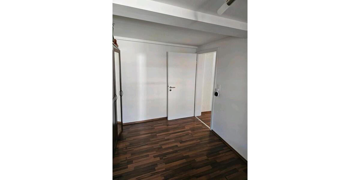 Etagenwohnung Kusel - 5 Zimmer, 120 m&sup2;, 1.050&euro; | Angebot:26300104