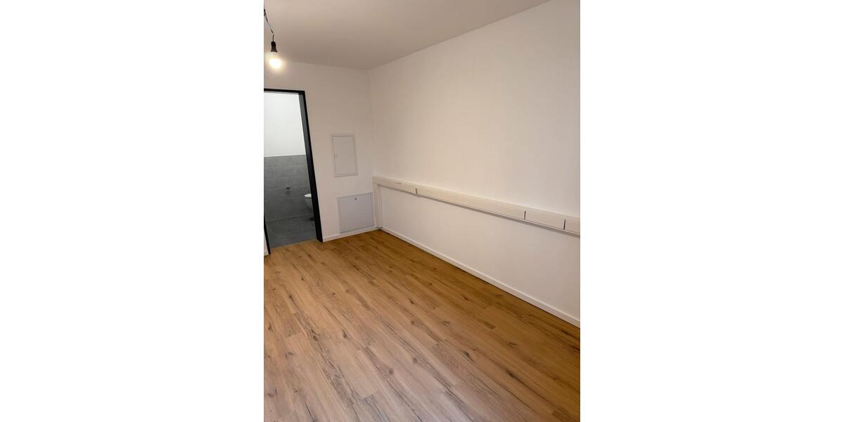 Büroraum am Husumer Hafen ab sofort zu vermieten zimmer