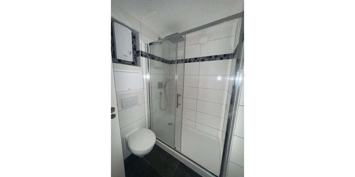 Dachgeschoßwohnung Krefeld Benrad - 2 Zimmer, 60 m&sup2;, 750&euro; | Angebot:26623850