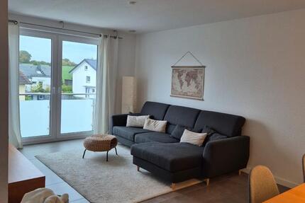 97qm neuwertige Dachgeschosswohnung zimmer