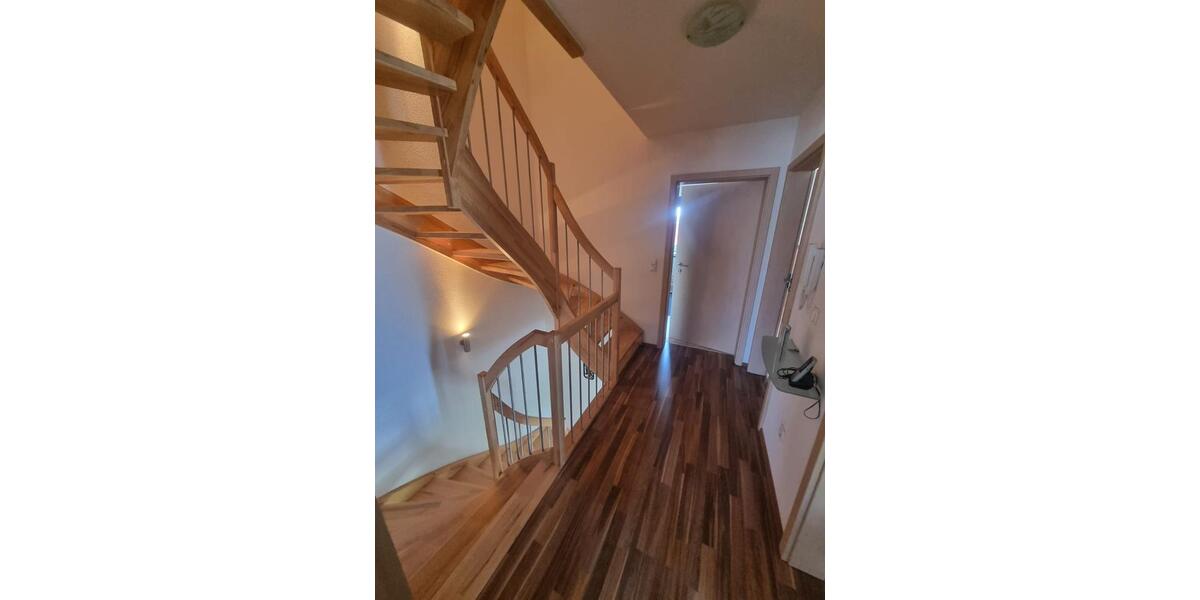 Doppelhaushälfte Niederalteich - 6 Zimmer, 148 m&sup2;, 1.450&euro; | Angebot:26658589