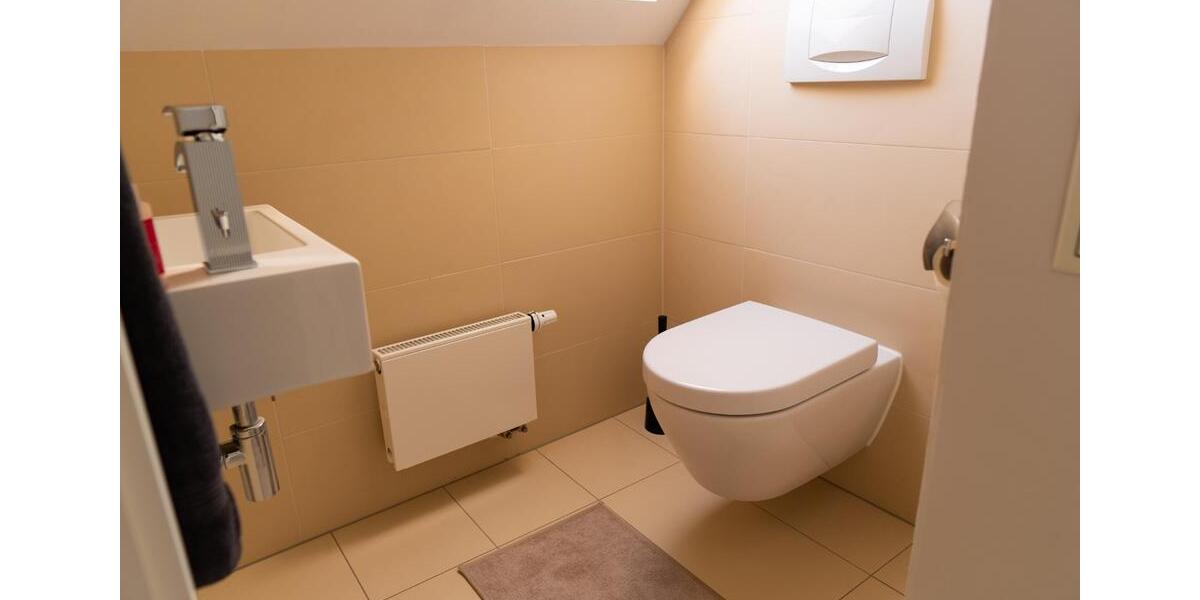 Dachgeschoßwohnung Rödersheim-Gronau Gronau - 3 Zimmer, 113 m&sup2;, 1.500&euro; | Angebot:24385429