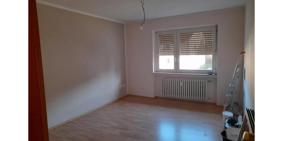 Etagenwohnung Waldkappel - 3 Zimmer, 115 m&sup2;, 500&euro; | Angebot:24831113