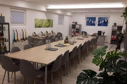 Büro Gewerbefläche Mehrzweckraum zimmer