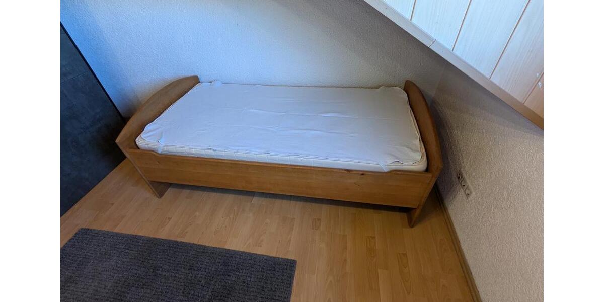 Dachgeschoßwohnung Schwetzingen - 2 Zimmer, 66 m&sup2;, 950&euro; | Angebot:25294143