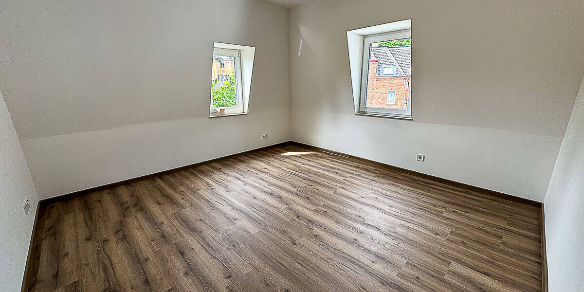 Etagenwohnung Schneeberg - 4 Zimmer, 132 m&sup2;, 950&euro; | Angebot:21575882