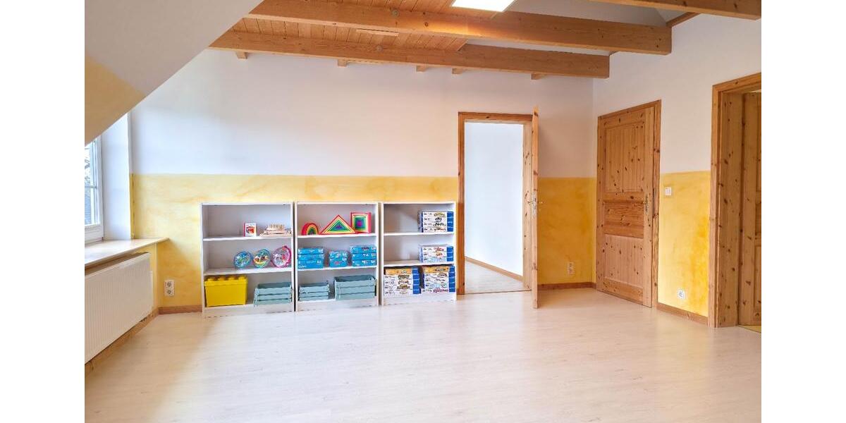 Bauernhaus, Landhaus Thomasburg - 11 Zimmer, 311 m&sup2;, 2.500&euro; | Angebot:26047175