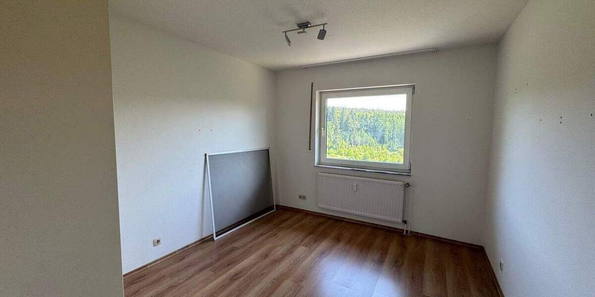 Reihenmittelhaus Binsfeld - 4 Zimmer, 129 m&sup2;, 1.036&euro; | Angebot:25800423