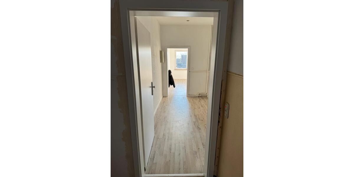 Dachgeschoßwohnung Recklinghausen - 2.5 Zimmer, 63 m&sup2;, 600&euro; | Angebot:25205256