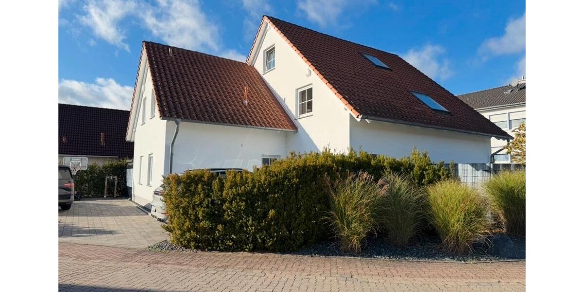 Einfamilienhaus Alfeld (Leine) - 8 Zimmer, 230 m&sup2;, 1.900&euro; | Angebot:26261828