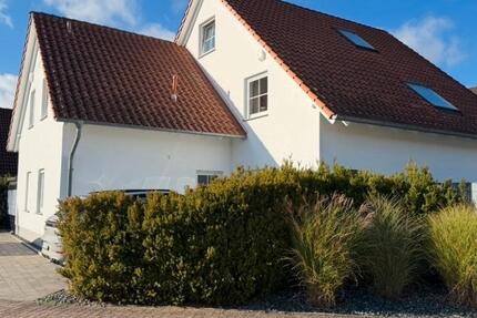 Haus Alfeld (Leine) - 8 Zimmer, 230 m&sup2;, 1.900&euro; | Angebot:26261828