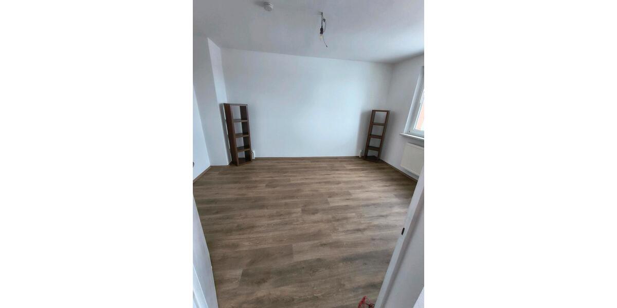 Dachgeschoßwohnung Stavenhagen - 2 Zimmer, 50 m&sup2;, 490&euro; | Angebot:25049809