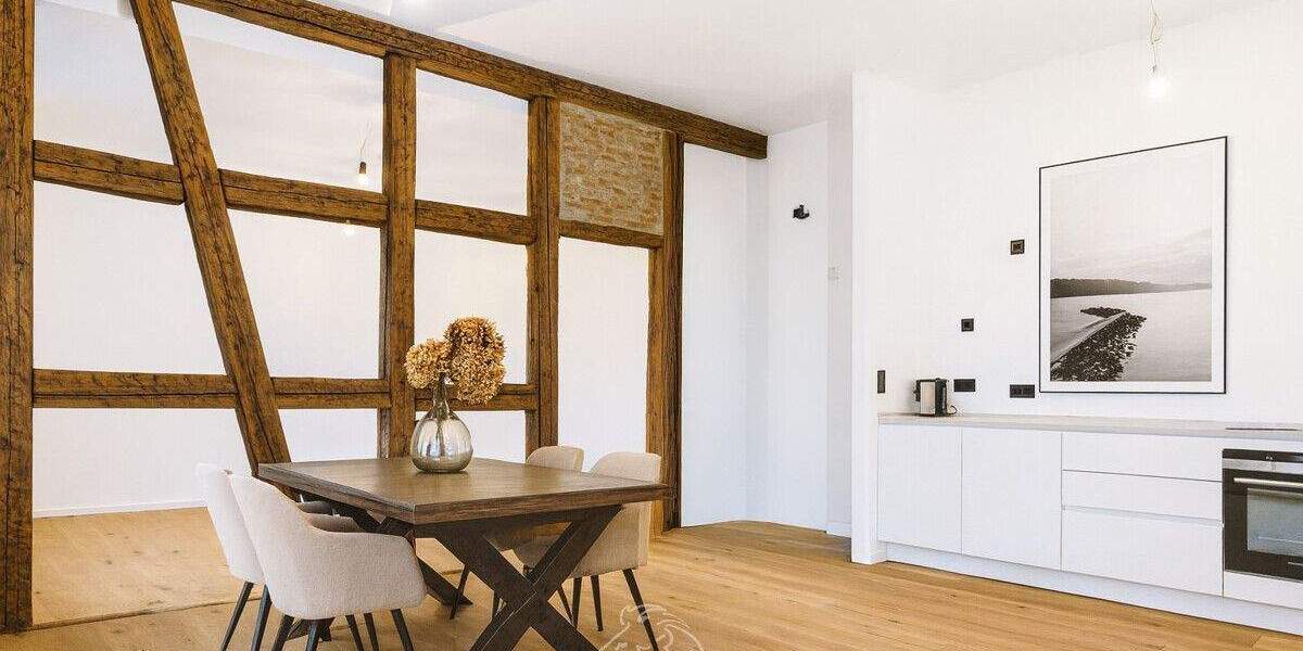 Exklusives Haus zur Miete: Design, Historie und Main-Blick perfekt vereint 7 zimmer