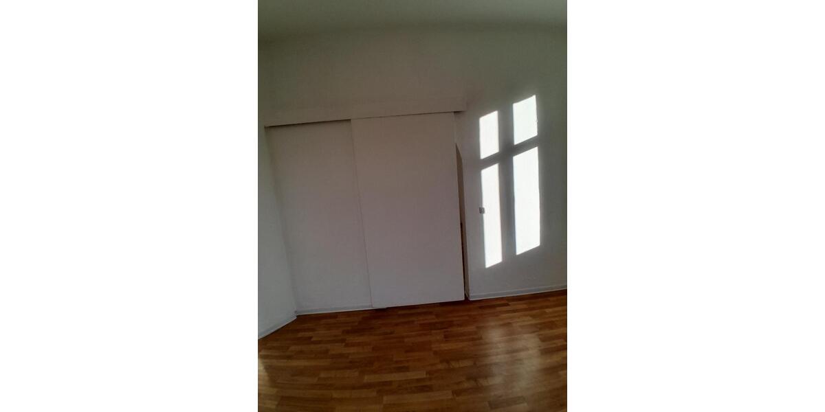 Etagenwohnung Wuppertal Gemarkung Langerfeld - 5 Zimmer, 103 m&sup2;, 875&euro; | Angebot:24149087