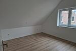 Dachgeschoßwohnung Moormerland - 3 Zimmer, 82 m&sup2;, 800&euro; | Angebot:24737782