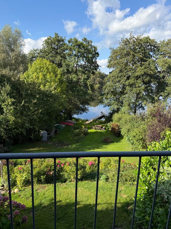 Traumhafte Maisonette mit direktem Seezugang in Plön