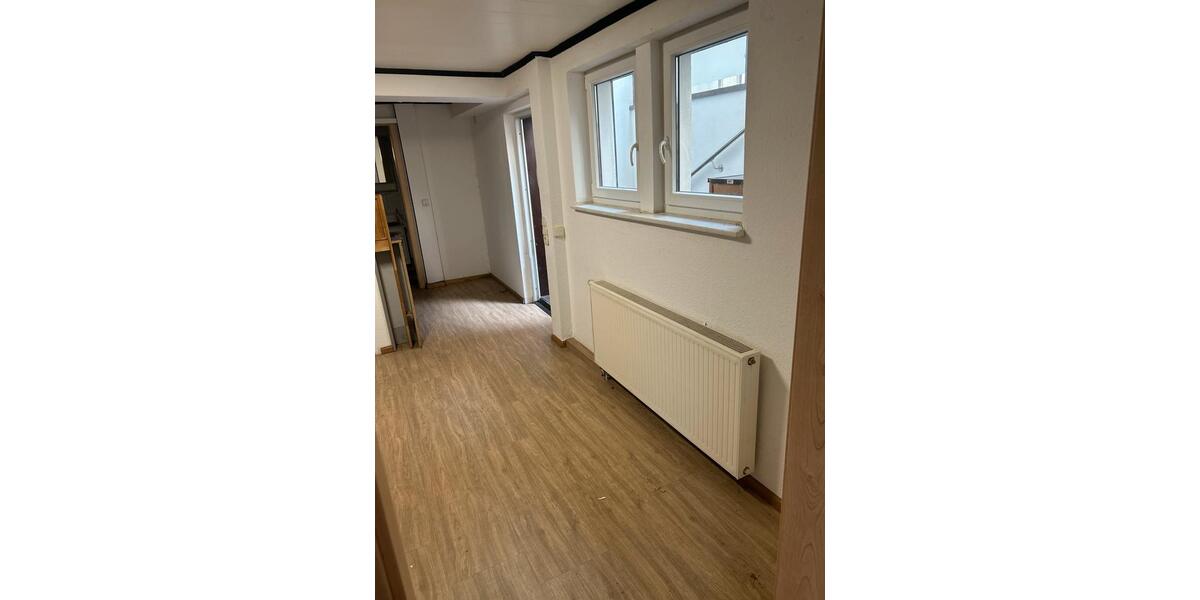 Etagenwohnung Neuenburg am Rhein - 2 Zimmer, 40 m&sup2;, 300&euro; | Angebot:25839375