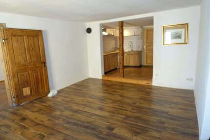 Wohnung Kraiburg - 3 Zimmer, 85 m&sup2;, 650&euro; | Angebot:27214005