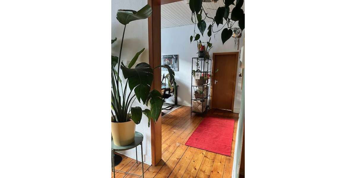 Etagenwohnung Essen Stadtbezirk III - 4 Zimmer, 85 m&sup2;, 915&euro; | Angebot:26250383