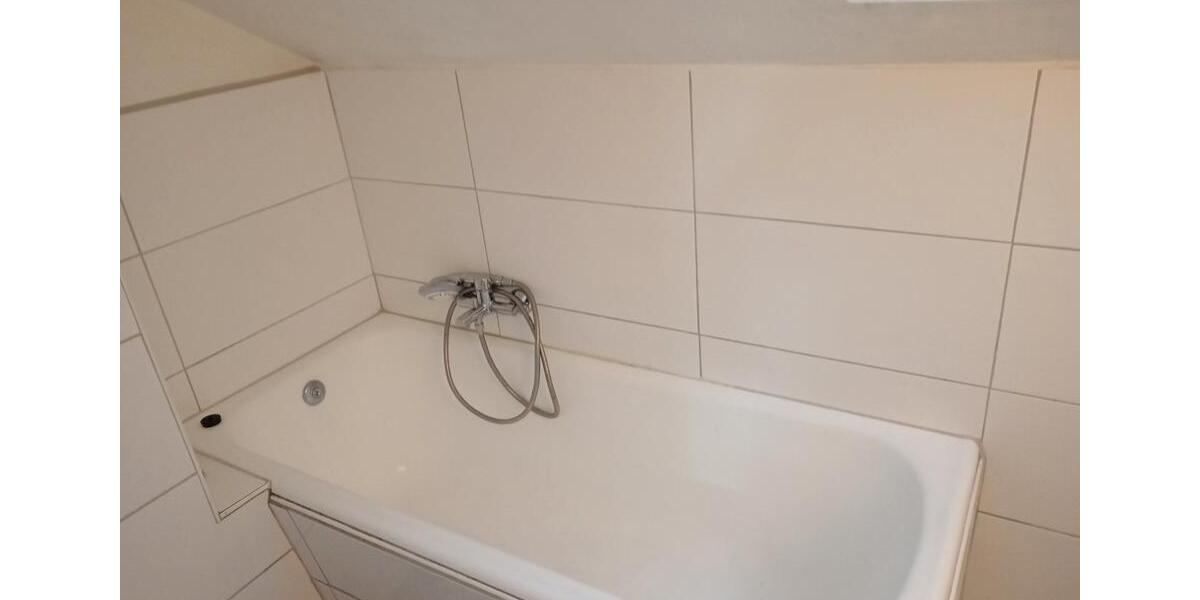 Dachgeschoßwohnung Krumbach (Schwaben) - 3 Zimmer, 65 m&sup2;, 650&euro; | Angebot:26018689