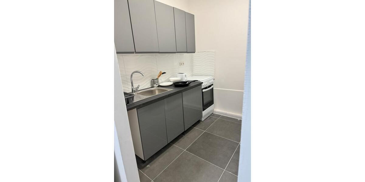 Wohnen auf Zeit Trebbin - 20 Zimmer, 20 m&sup2;, 15&euro; | Angebot:24421451