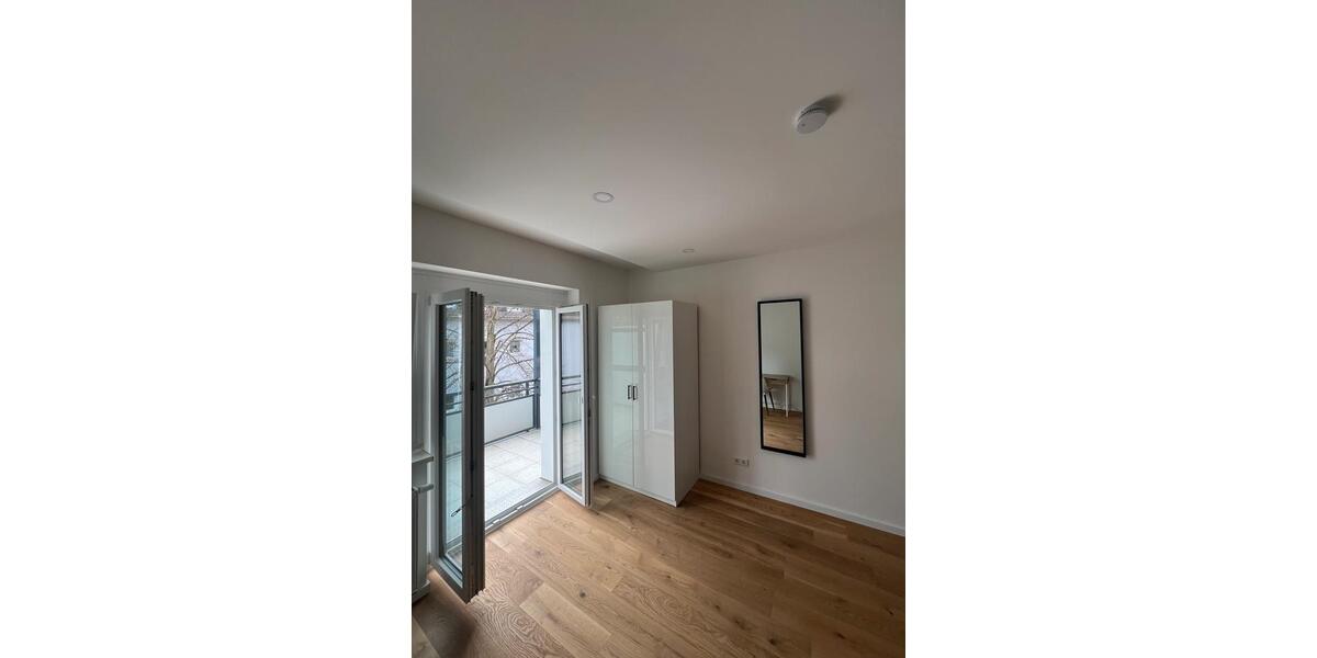 Wohnen auf Zeit Nürnberg - 3 Zimmer, 12 m&sup2;, 570&euro; | Angebot:25993165