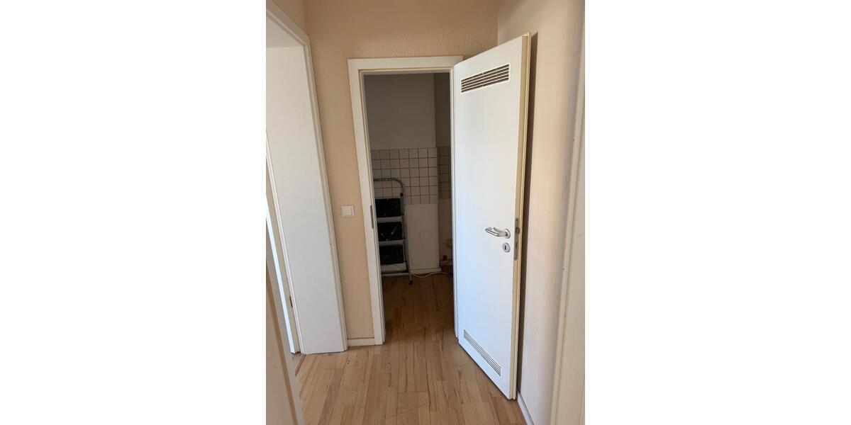 Etagenwohnung Mettmann - 2 Zimmer, 50 m&sup2;, 410&euro; | Angebot:25270820
