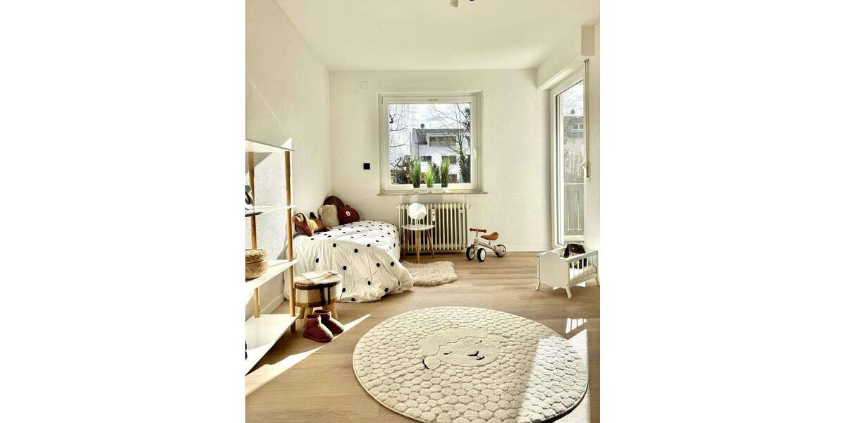 Etagenwohnung Sindelfingen Eichholz - 4 Zimmer, 94 m&sup2;, 1.500&euro; | Angebot:27237410