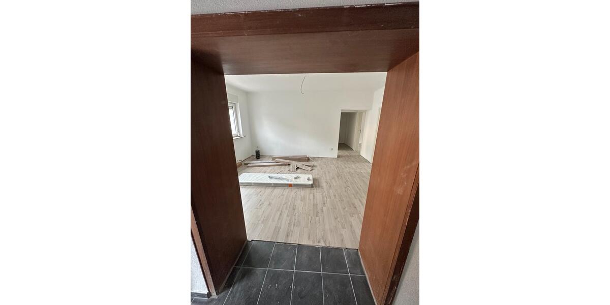 Erdgeschoßwohnung Beckingen - 3 Zimmer, 82 m&sup2;, 800&euro; | Angebot:26649525