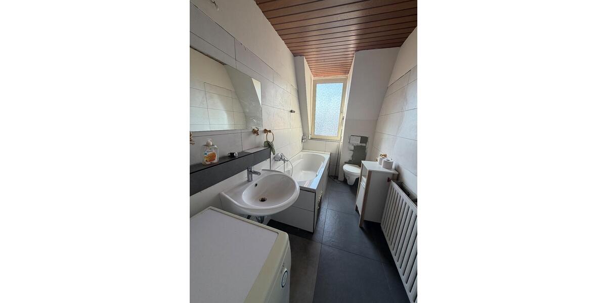 Dachgeschoßwohnung Nürnberg Sankt Leonhard - 1 Zimmer, 46 m&sup2;, 650&euro; | Angebot:25920590