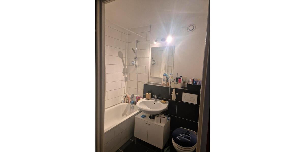 Etagenwohnung Jena Lobeda-Altstadt - 1 Zimmer, 15 m&sup2;, 365&euro; | Angebot:26705559