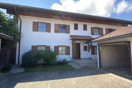 Wohnung Bergen - 3 Zimmer, 80 m&sup2;, 960&euro; | Angebot:26586590