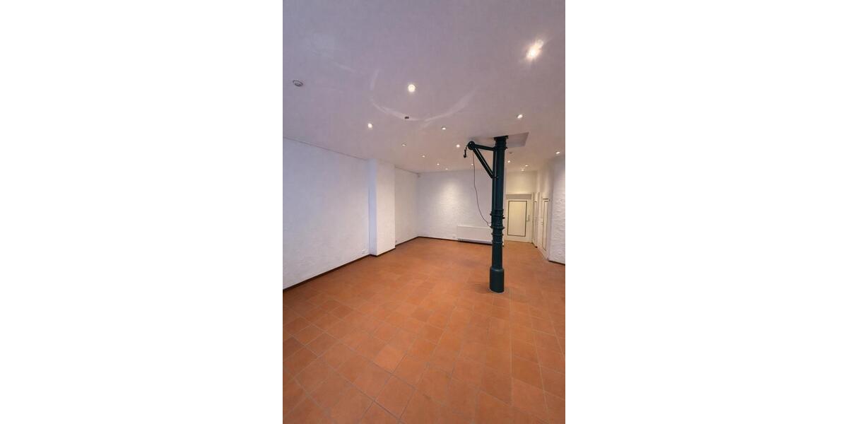 Ladenlokal in bester Lage – Klingenberg am Main zimmer