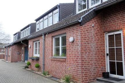 Haus Herzogenrath - 5 Zimmer, 120 m&sup2;, 1.350&euro; | Angebot:26614756