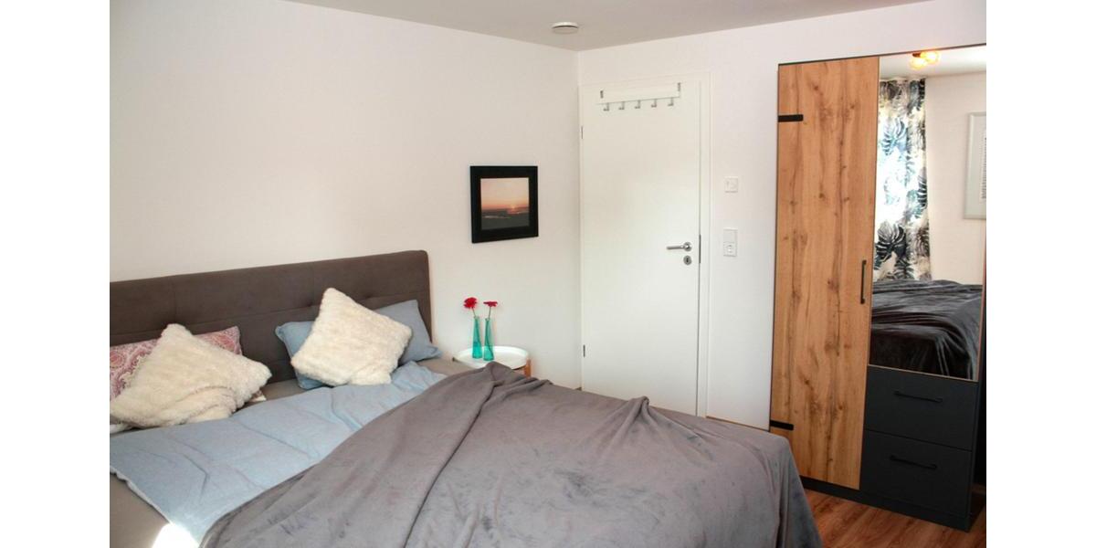 Wohnen auf Zeit Bisingen - 2 Zimmer, 40 m&sup2;, 1.300&euro; | Angebot:26219684