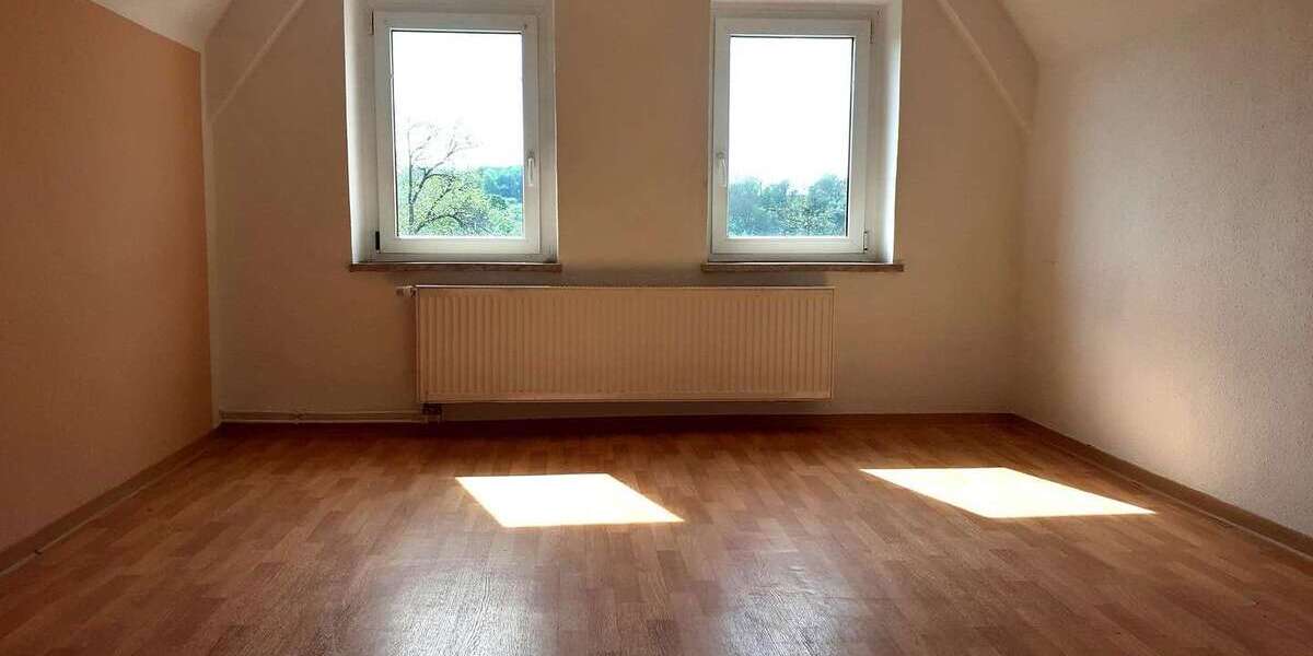 Etagenwohnung Frohburg OT Kohren-Salis Salis - 3 Zimmer, 54 m&sup2;, 270&euro; | Angebot:24978220